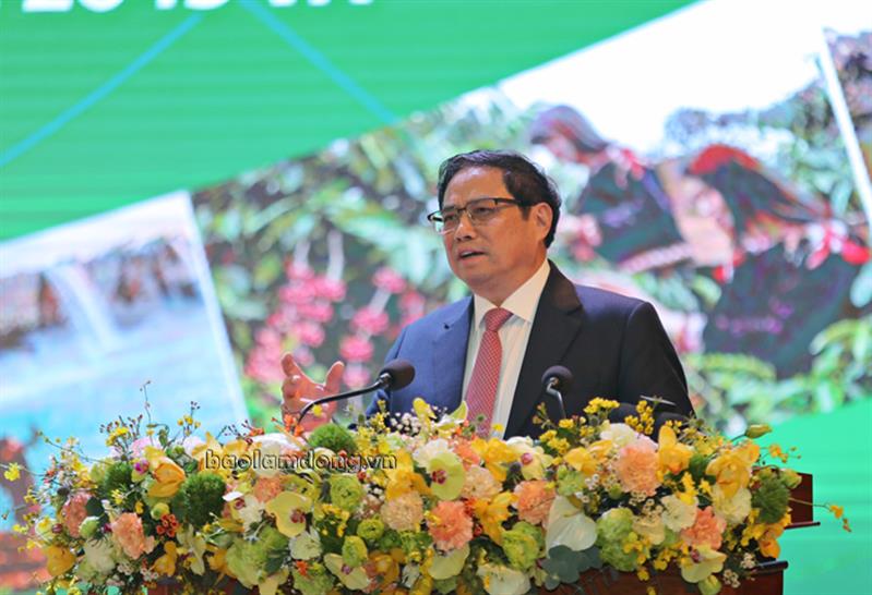 Thủ tướng Chính phủ Phạm Minh Chính phát biểu chỉ đạo tại Hội nghị Triển khai chương trình hành động của Chính phủ thực hiện Nghị quyết số 23 của Bộ Chính trị