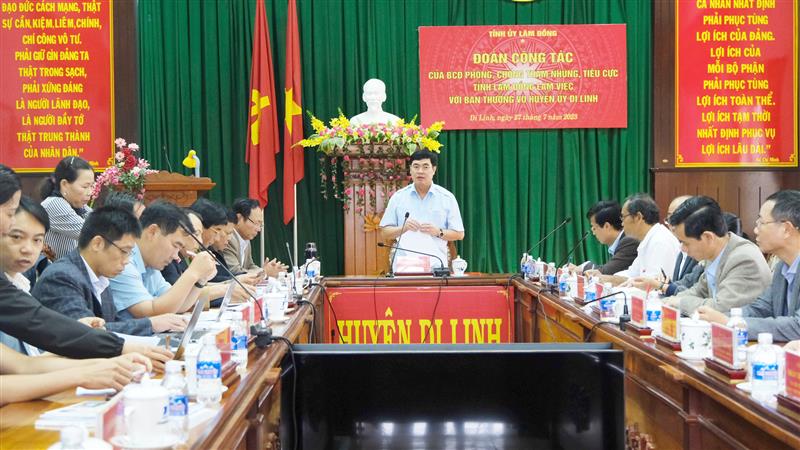 Ban Chỉ đạo phòng, chống tham nhũng, tiêu cực tỉnh Lâm Đồng kiểm tra việc thực hiện công tác phòng, chống tham nhũng tại huyện Di Linh.