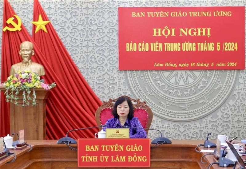Đồng chí Nguyễn Thị Mỵ – Phó Trưởng Ban Tuyên giáo Tỉnh ủy chủ trì hội nghị tại điểm cầu tỉnh Lâm Đồng.