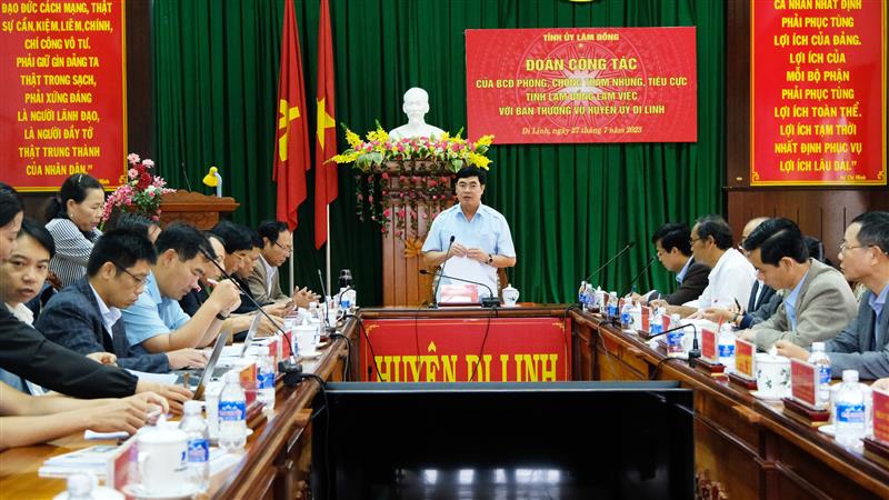 Đoàn công tác của Ban chỉ đạo phòng, chống tham nhũng, tiêu cực tỉnh làm việc tại huyện Di Linh.