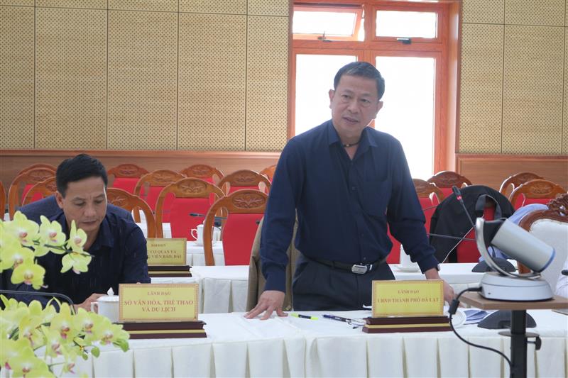Đại diện lãnh đạo UBND TP Đà Lạt trả lời về dự án Golf Valley.