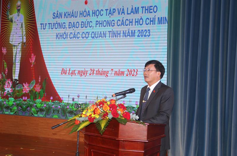 Đồng chí Hoàng Thanh Hải - Bí thư Đảng ủy Khối phát biểu tại Hội thi.