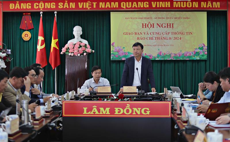 Các đại biểu dự hội nghị