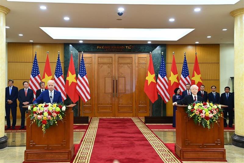 Ngay sau cuộc hội đàm cấp cao, Tổng Bí thư Nguyễn Phú Trọng và Tổng thống Joe Biden đã phát biểu với báo chí Việt Nam, Hoa Kỳ và quốc tế, thông tin về kết quả tốt đẹp của cuộc hội đàm.