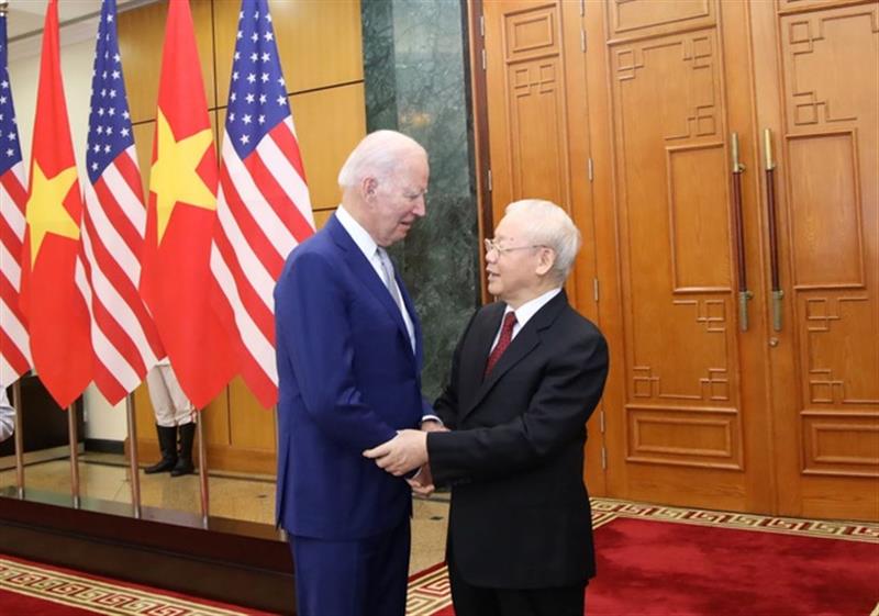 Tổng Bí thư Nguyễn Phú Trọng và Tổng thống Joe Biden.