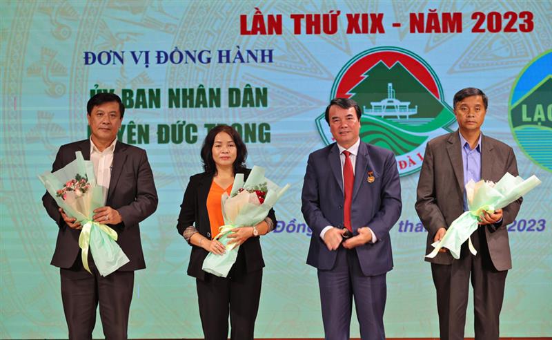 Các đại biểu tham dự Lễ kỷ niệm 98 năm Ngày Báo chí cách mạng Việt Nam.