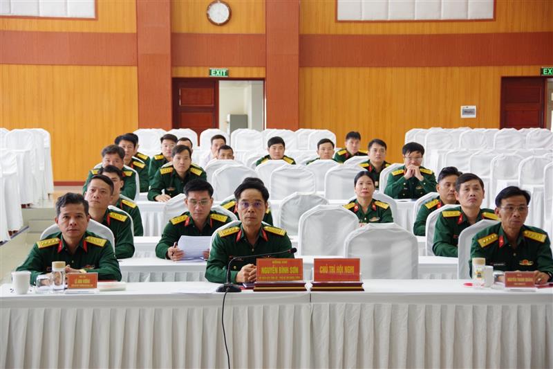 Các đại biểu tham dự tại điểm cầu Bộ CHQS tỉnh. Ảnh: Nhật Quỳnh.
