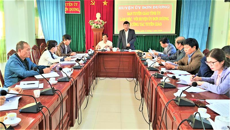 Ban Tuyên giáo Tỉnh ủy làm việc với Huyện ủy Đơn Dương về công tác tuyên giáo.
