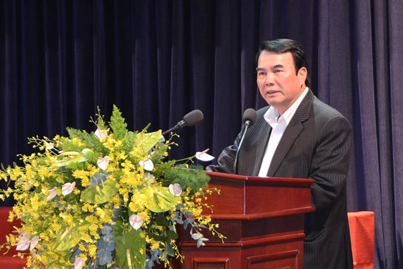 Đồng chí Phạm S - Phó Chủ tịch UBND tỉnh Lâm Đồng phát biểu tại hội nghị