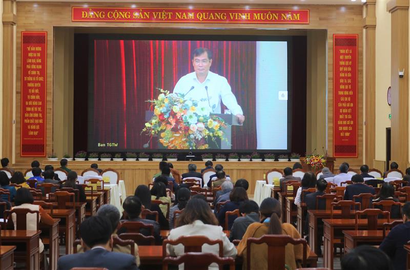 Quang cảnh hội nghị tại Hội trường Tỉnh ủy.