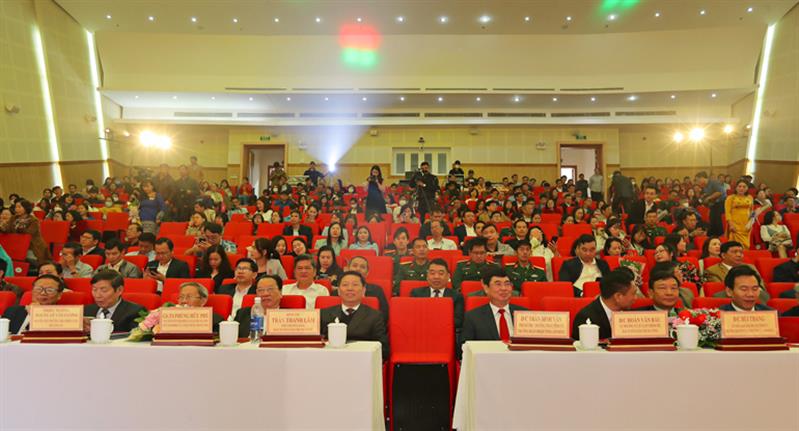 Các đại biểu là lãnh đạo Ban Tuyên giáo Trung ương, Tỉnh ủy Lâm Đồng.