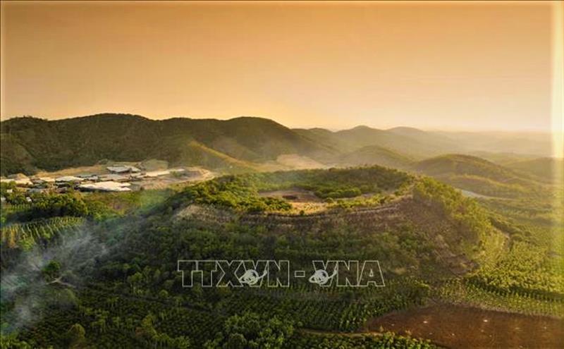 Núi lửa Nâm Gle, xã Thuận An, huyện Đắk Mil nằm trong Công viên địa chất Đắk Nông
