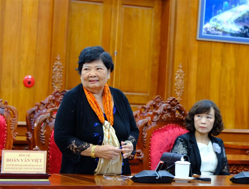 Đồng chí Lưu Thị Thanh An - Nguyên Bí thư Thành ủy Bảo Lộc phát biểu tại buổi gặp mặt.