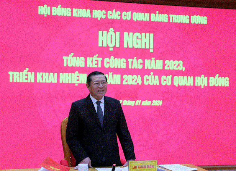 Đồng chí Lại Xuân Môn phát biểu chỉ đạo Hội nghị.