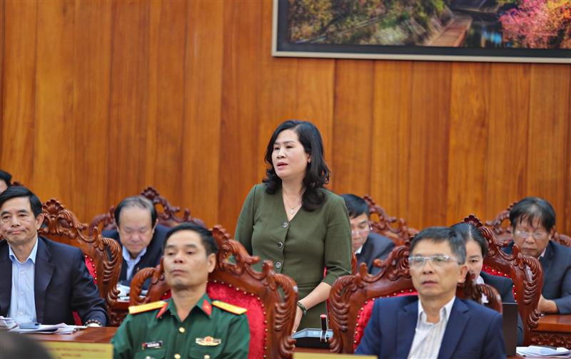 Đồng chí Võ Thị Hảo - Giám đốc Sở Khoa học và Công nghệ Lâm Đồng phát biểu đánh giá tình hình lĩnh vực khoa học, công nghệ thời gian qua.