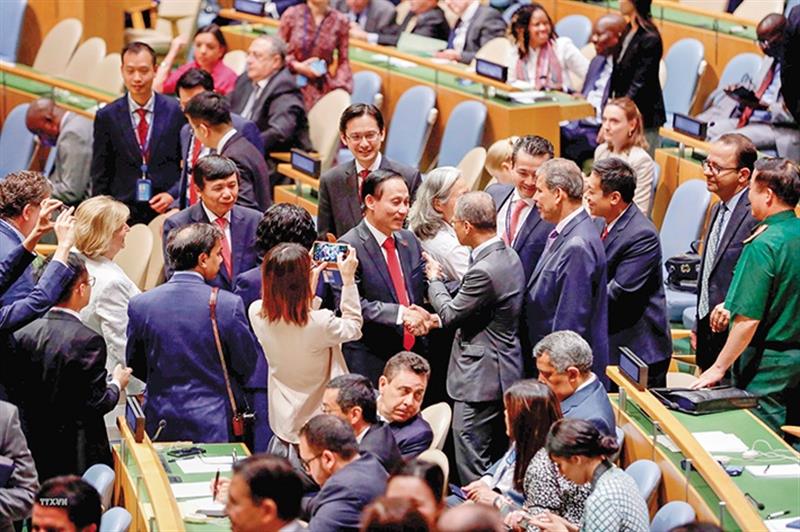 Ngày 7/6/2019, bạn bè quốc tế chúc mừng Việt Nam trúng cử Ủy viên không thường trực Hội đồng Bảo an Liên hợp quốc với số phiếu cao kỷ lục: 192/193.