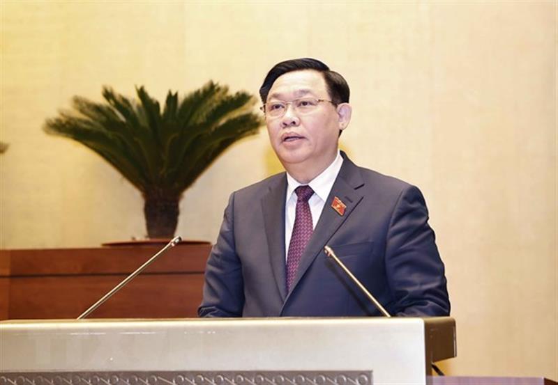 Chủ tịch Quốc hội Vương Đình Huệ phát biểu bế mạc kỳ họp bất thường lần thứ nhất, Quốc hội khóa XV. (Ảnh: TTXVN).