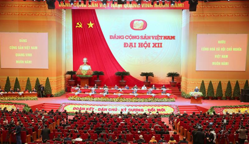 Đảng Cộng sản Việt Nam khẳng định lấy chủ nghĩa Mác - Lênin, tư tưởng Hồ Chí Minh là nền tảng tư tưởng, kim chỉ nam cho hành động của Đảng