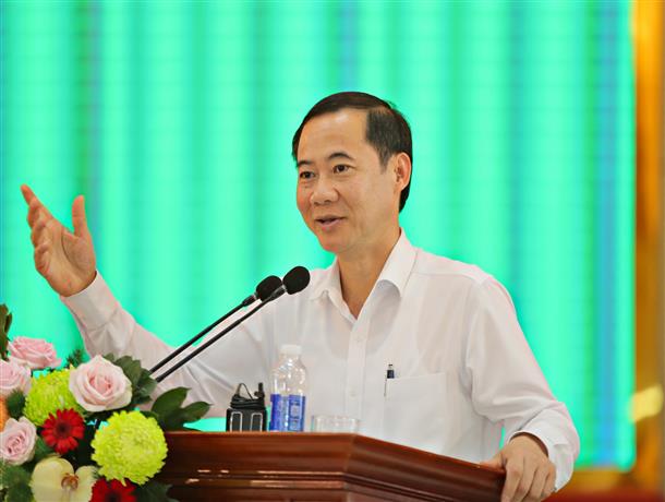 Đồng chí Nguyễn Thái Học - Quyền Bí thư Tỉnh ủy Lâm Đồng làm việc với Đảng ủy Công an tỉnh