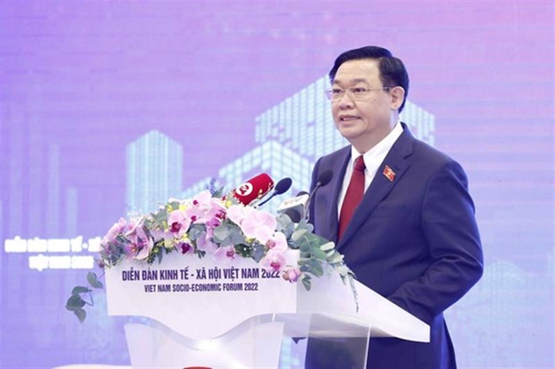 Chủ tịch Quốc hội Vương Đình Huệ phát biểu bế mạc Diễn đàn Kinh tế-Xã hội Việt Nam 2022