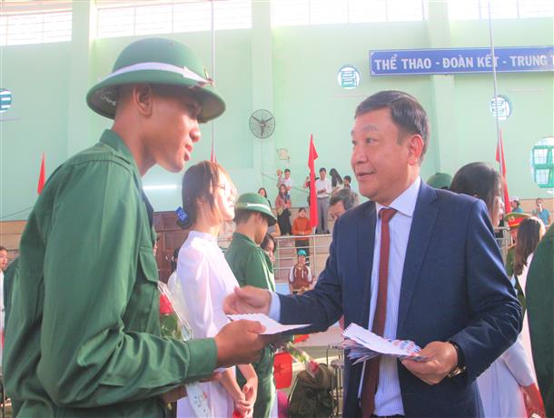 Sáng nay, 1.454 thanh niên Lâm Đồng nô nức lên đường nhập ngũ