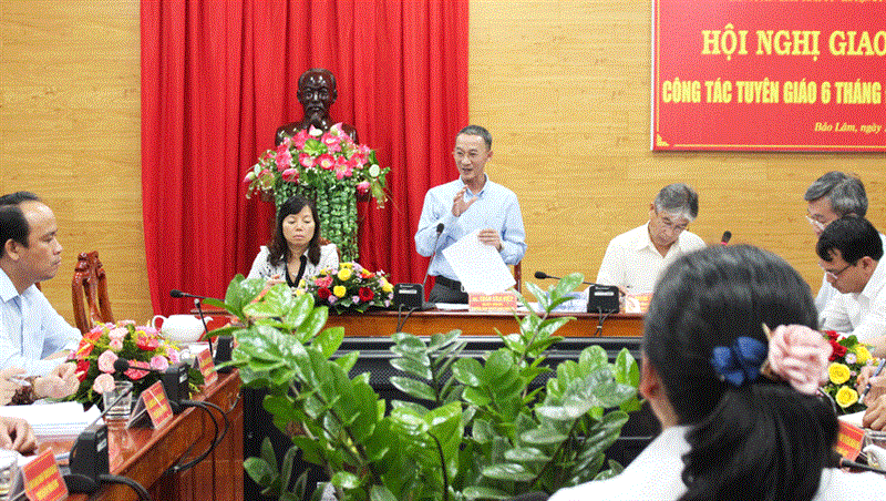 Đồng chí Trần Văn Hiệp - Ủy viên Ban Thường vụ, Trưởng Ban Tuyên giáo Tỉnh ủy Lâm Đồng phát biểu kết luận Hội nghị giao ban công tác tuyên giáo 6 tháng đầu năm 2019. Ảnh: Thành Đồng